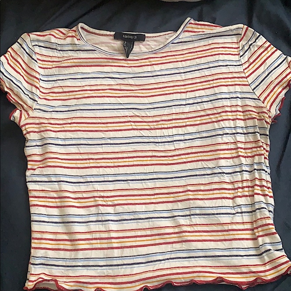 Stretchy striped crop top shirt.